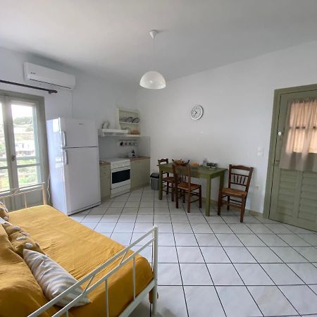 Amnia Apartamento Agios Romanos Exterior foto
